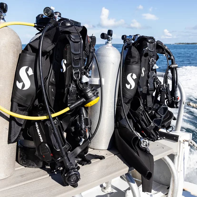Scubapro Hydros Pro BCD – Men 2