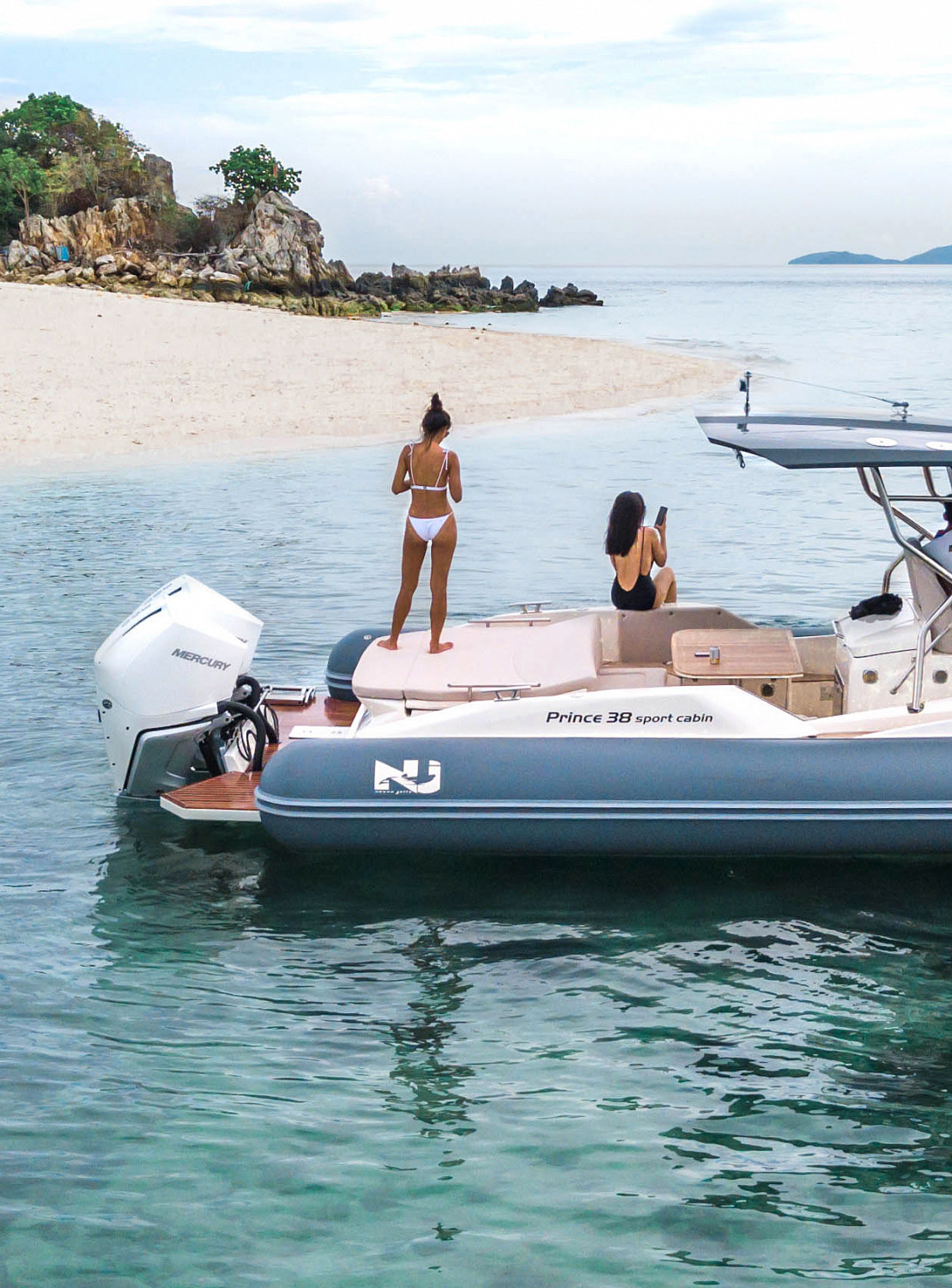 Prince 38 Sport Cabin "TIGER LILY"