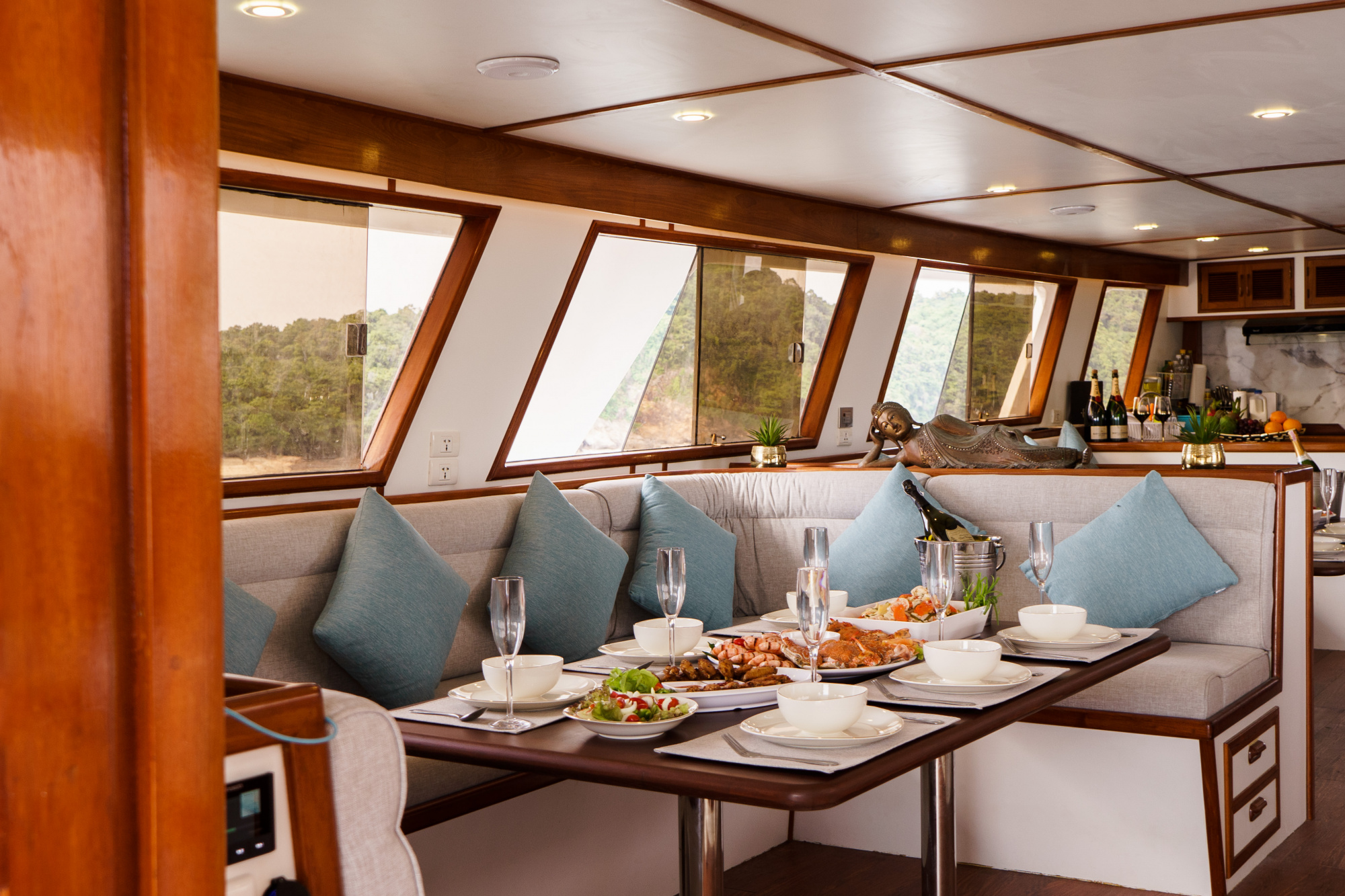 King Yachts "Siam Princess"  