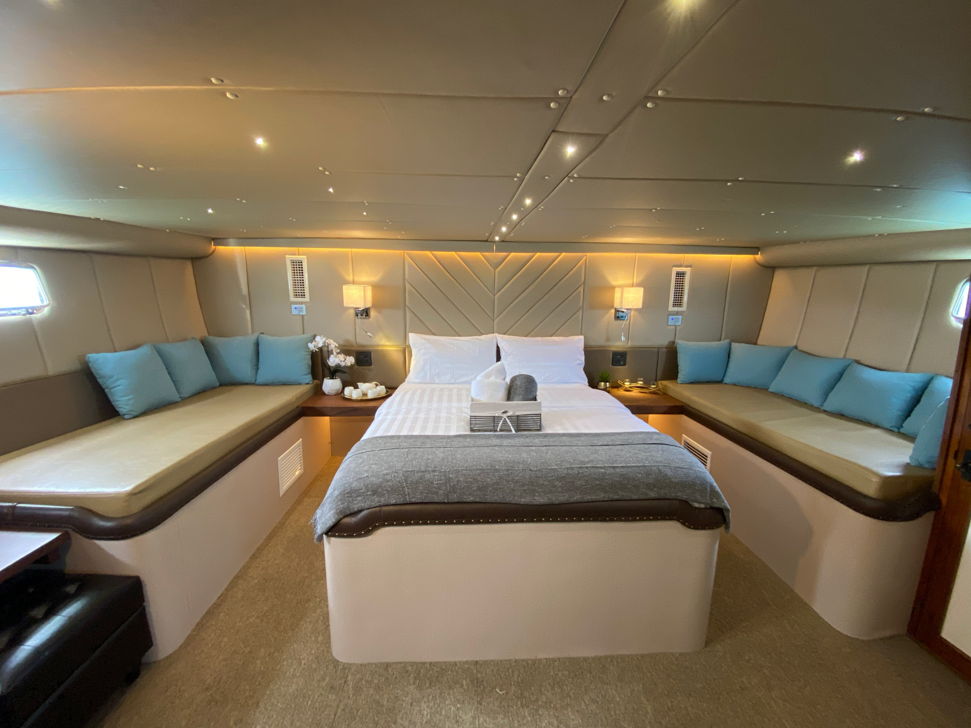 King Yachts "Siam Princess"  