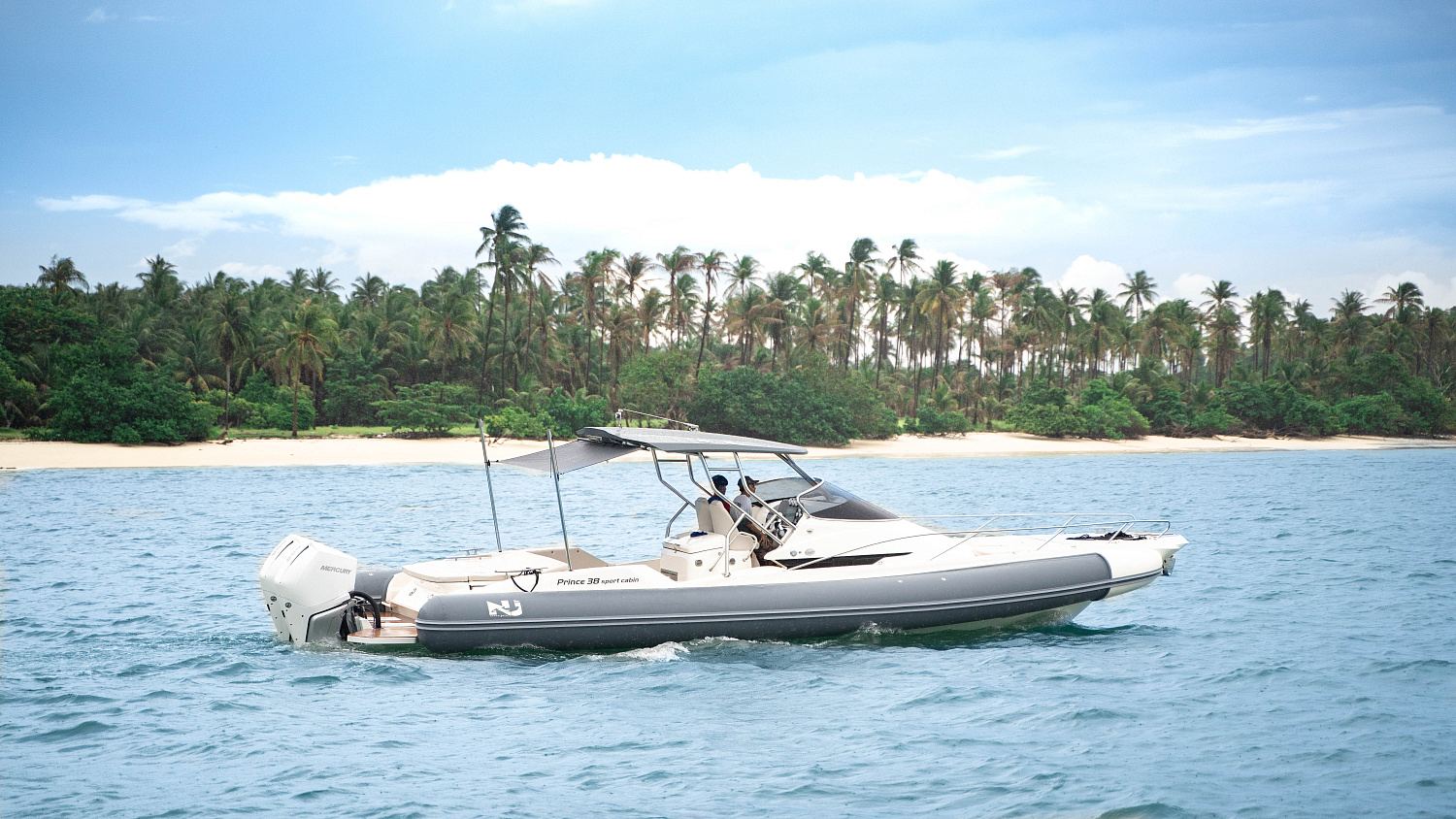 Prince 38 Sport Cabin "TIGER LILY"