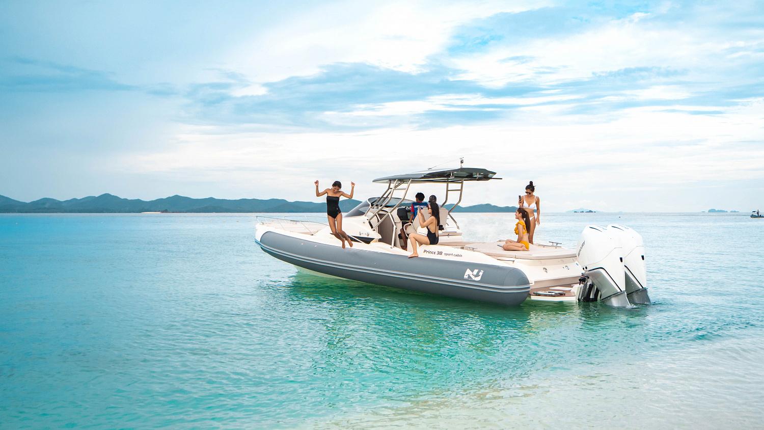 Prince 38 Sport Cabin "TIGER LILY"