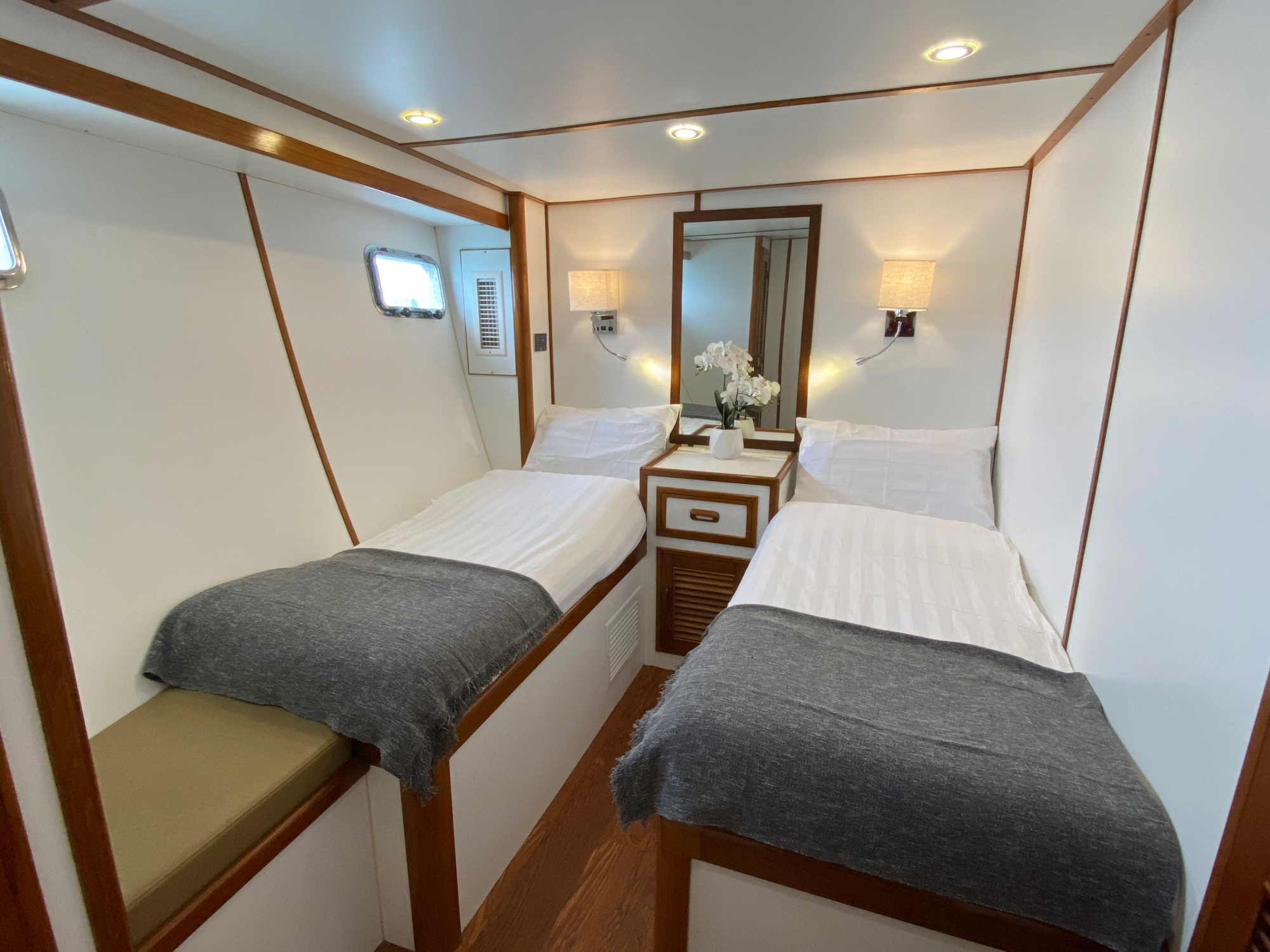 King Yachts "Siam Princess"  