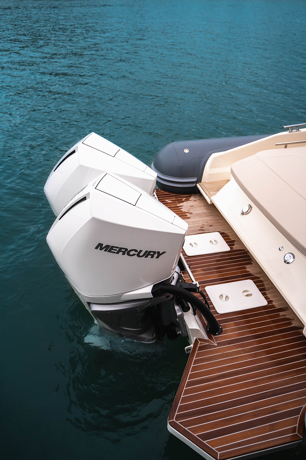 Prince 38 Sport Cabin "TIGER LILY"